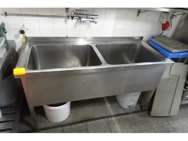 Dubbele inox spoeltafel - afbeelding 2 van  4