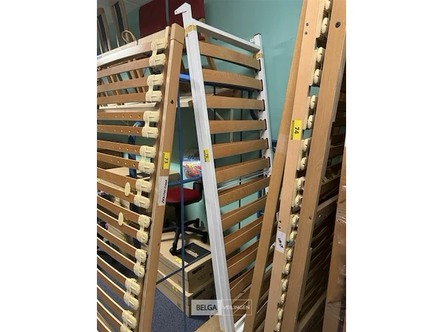 Dubbele lattoflex vast l200 x b140 cm + ijzeren onderstel - afbeelding 2 van  3