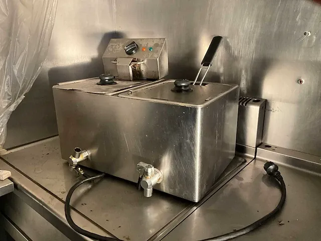 Dubbele rvs friteuse metro professional - afbeelding 1 van  6