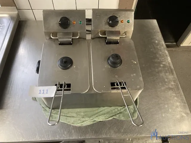 Dubbele rvs friteuse metro - afbeelding 2 van  4