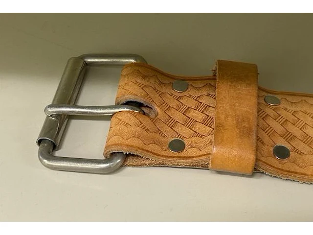 Dubbele spijker/gereedschapshouder ironwear - afbeelding 4 van  7