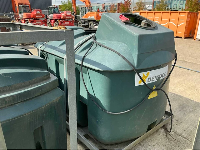 Dubbelwandige hdpe dieseltank met pomp - afbeelding 3 van  4