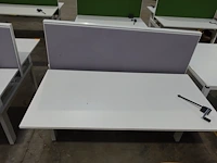 Dubbelzijdige bureautafel met akoestisch scherm - afbeelding 2 van  2