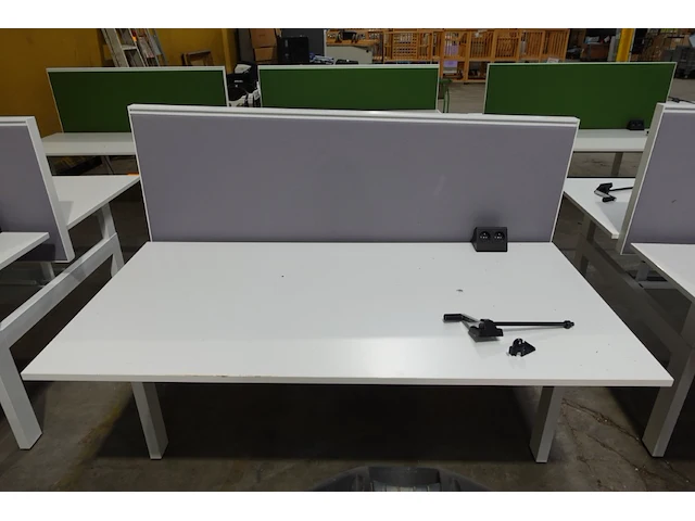 Dubbelzijdige bureautafel met akoestisch scherm - afbeelding 2 van  2