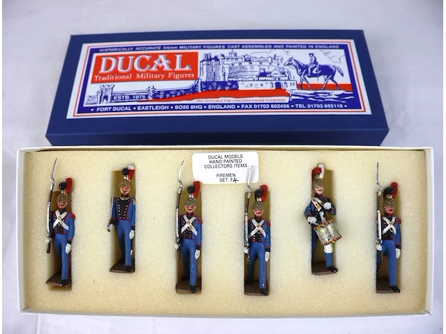 Ducal brandweermannen (x6) - afbeelding 1 van  4