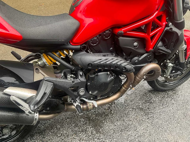 Ducati - monster 821 - motorfiets - afbeelding 2 van  13