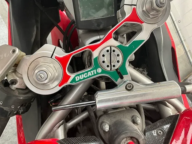 Ducati 999 - afbeelding 15 van  21