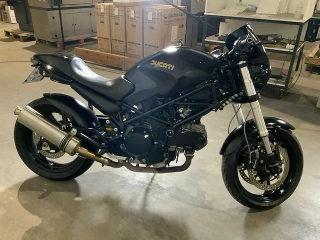 Ducati monster 695 motorfiets - afbeelding 12 van  17