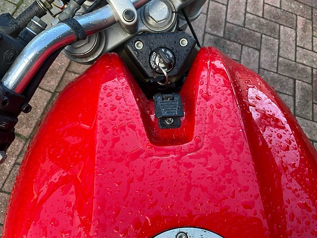 Ducati monster 750 - afbeelding 17 van  29