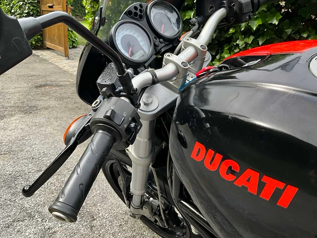 Ducati monster s2r motorfiets - afbeelding 11 van  18