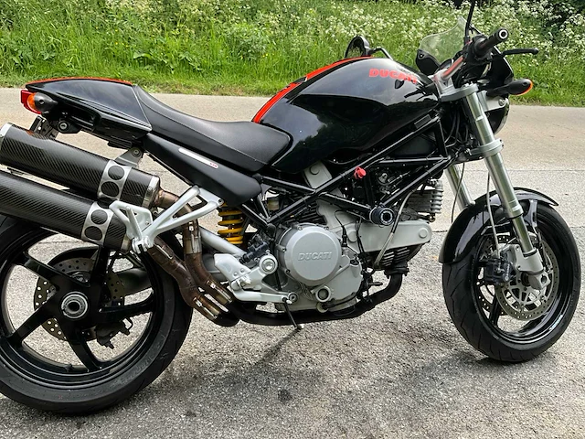 Ducati monster s2r motorfiets - afbeelding 1 van  18