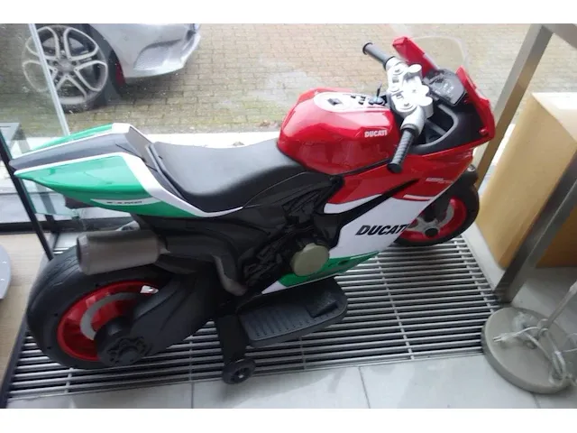 Ducati motor - afbeelding 5 van  5