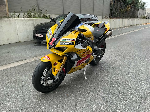 Ducati panigale v4 r motorfiets - afbeelding 1 van  25