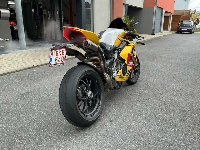 Ducati panigale v4 r motorfiets - afbeelding 21 van  25