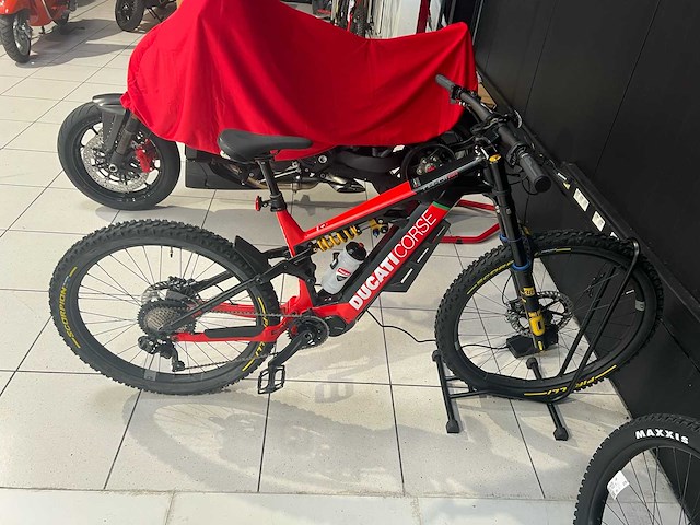 Ducati tk-01 rr emtb enduro mountainbike - afbeelding 6 van  13