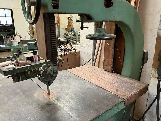 Ducuroir 831 lintzaagmachine - afbeelding 12 van  12