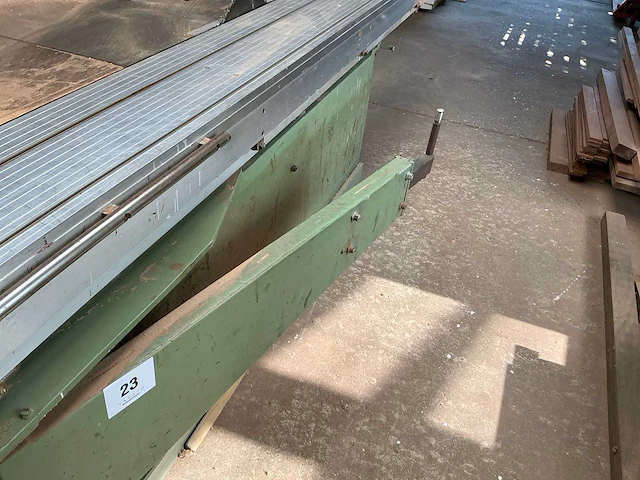 Ducuroir kamro formaatcirkelzaagmachine - afbeelding 2 van  5