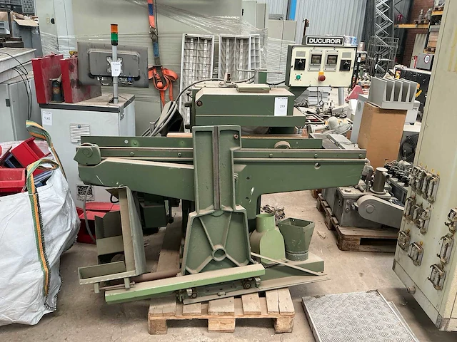 Ducuroir zaagmachine - afbeelding 1 van  8