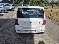 Due - 2011 - first - personenauto - afbeelding 5 van  12