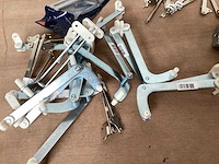 Dulimex mix kavel diverse raamscharen, katrollen - afbeelding 2 van  4