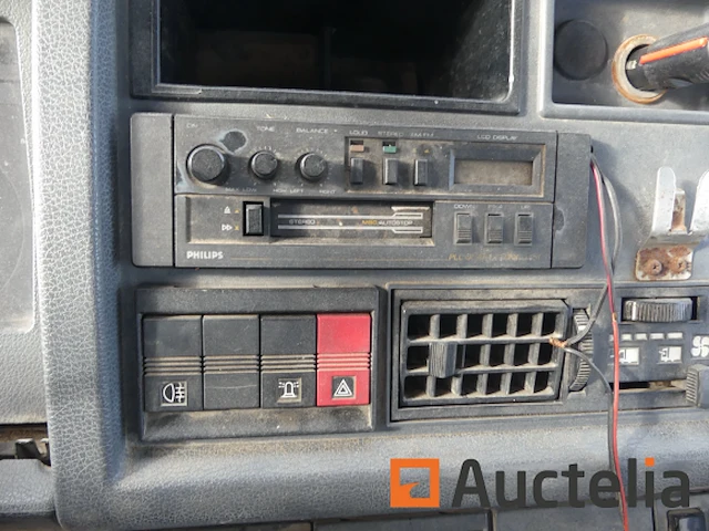 Dump vrachtwagen renault 40 abe 4 (2006-329.446 km) - afbeelding 32 van  33