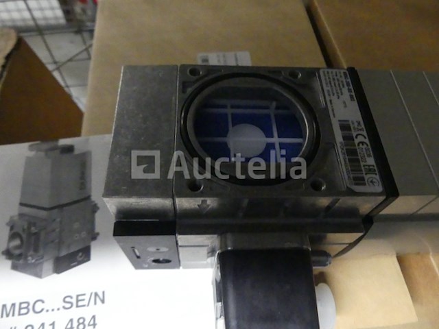 Dungs mbc 300/700/1200 regelaar en magneetventiel - afbeelding 14 van  18