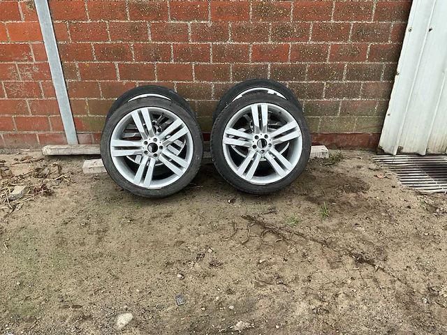 Dunlop, vredestein autoband - afbeelding 1 van  13