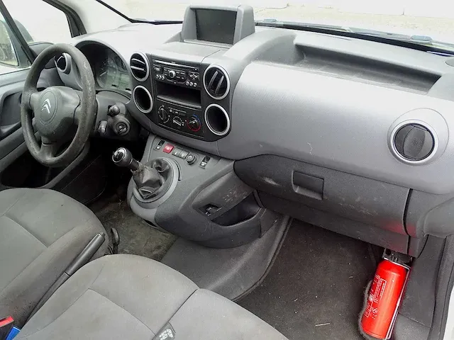 Duo bestelwagens citroën berlingo hdi & peugeot partner hdi (projecten) - afbeelding 8 van  75