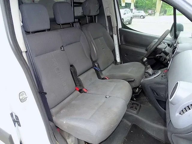 Duo bestelwagens citroën berlingo hdi & peugeot partner hdi (projecten) - afbeelding 9 van  75