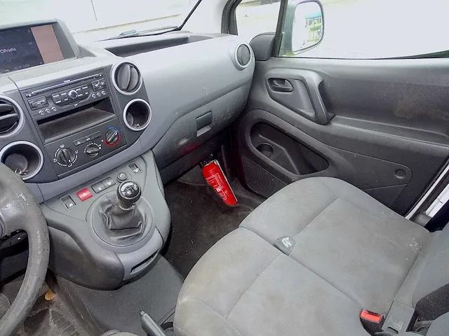 Duo bestelwagens citroën berlingo hdi & peugeot partner hdi (projecten) - afbeelding 22 van  75