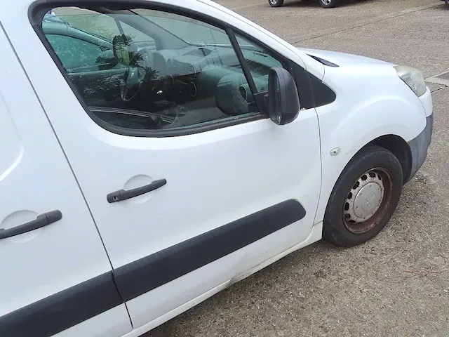 Duo bestelwagens citroën berlingo hdi & peugeot partner hdi (projecten) - afbeelding 47 van  75