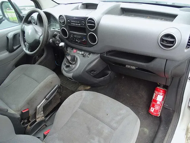 Duo bestelwagens citroën berlingo hdi & peugeot partner hdi (projecten) - afbeelding 50 van  75
