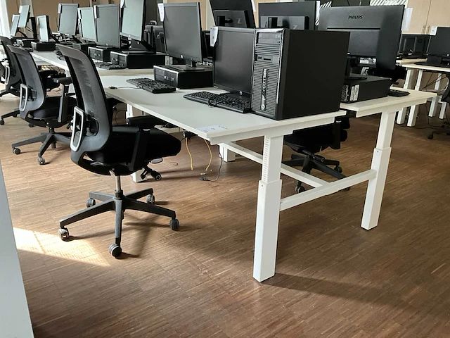 Duo bureautafel (2x) - afbeelding 1 van  5