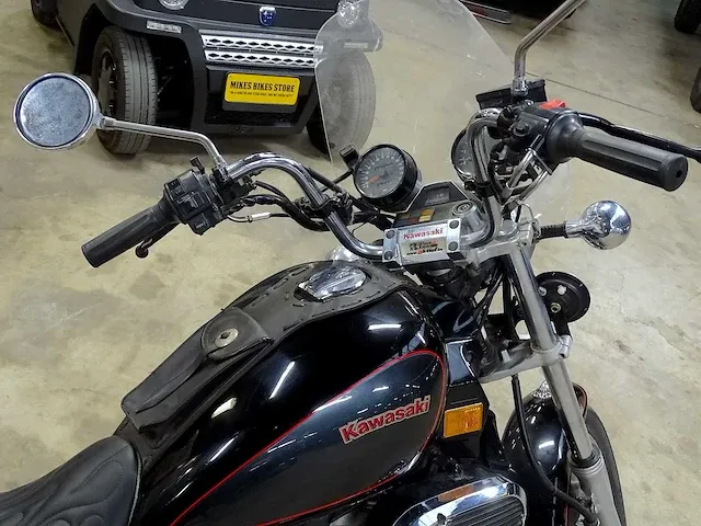 Duo moto's kawasaki vulcan 750 & honda v30 magna 500 - afbeelding 11 van  47