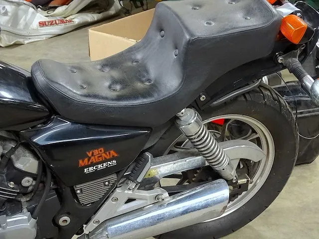 Duo moto's kawasaki vulcan 750 & honda v30 magna 500 - afbeelding 24 van  47