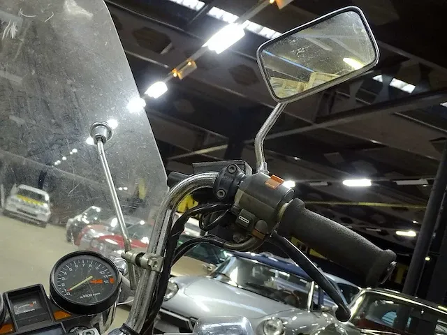 Duo moto's kawasaki vulcan 750 & honda v30 magna 500 - afbeelding 37 van  47