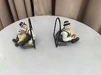 Duo set decoratieve figuren laurel & hardy als boekensteun - afbeelding 4 van  4