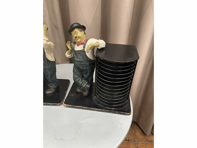 Duo set decoratieve figuren laurel & hardy - afbeelding 4 van  8
