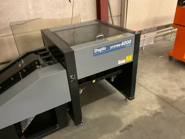 Duplo 4000 collator met stacker - afbeelding 6 van  7