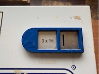 Durex condoom automaat - decorative object - afbeelding 5 van  8