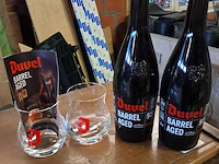 Duvel bier 2 stuks + glazen - afbeelding 1 van  6