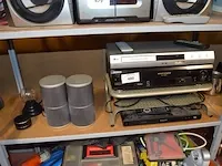 Dvd speler philips met 2 speakers magnum, usb lamp, dvd lg, vhs recorder sony - afbeelding 1 van  5