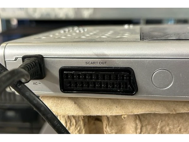 Dvd/mp3i cd player - afbeelding 7 van  9