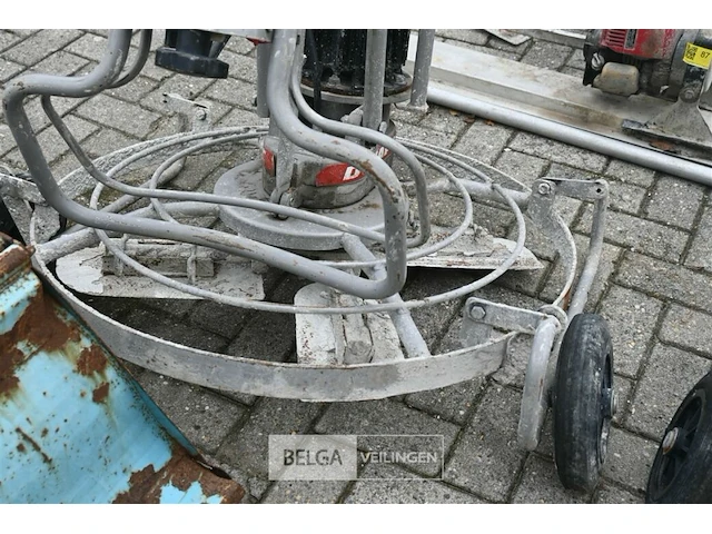 Dynapac bg33e vlinderpolijstmachine - afbeelding 4 van  6