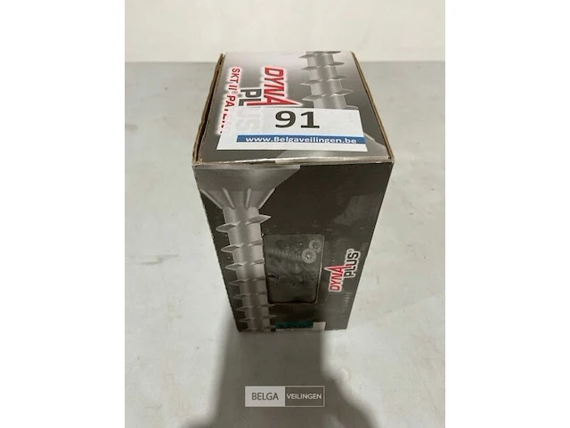 Dynaplus buitenschroef 200 stuks 5x100 - afbeelding 1 van  3