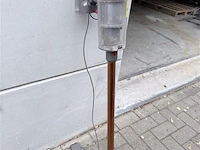 Dyson draadloze stofzuiger met lader - werkt ok - afbeelding 4 van  5