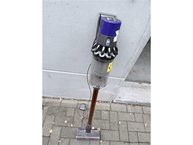 Dyson draadloze stofzuiger met lader - werkt ok - afbeelding 5 van  5