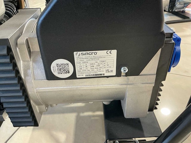 E-power 2023 ep3300 met handvaten en transportwiel stroomgenerator - afbeelding 8 van  19