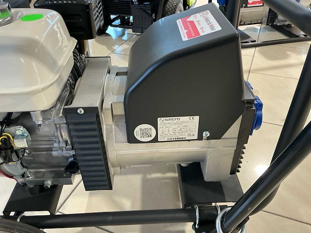 E-power 2023 ep3300 met handvaten en transportwiel stroomgenerator - afbeelding 9 van  19