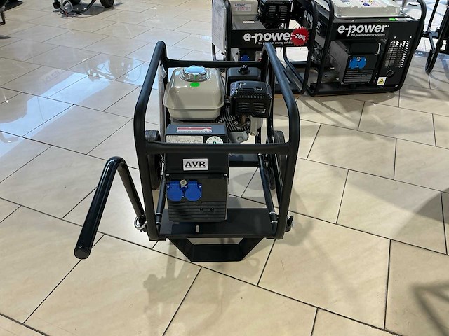 E-power 2023 ep3300 met handvaten en transportwiel stroomgenerator - afbeelding 18 van  19